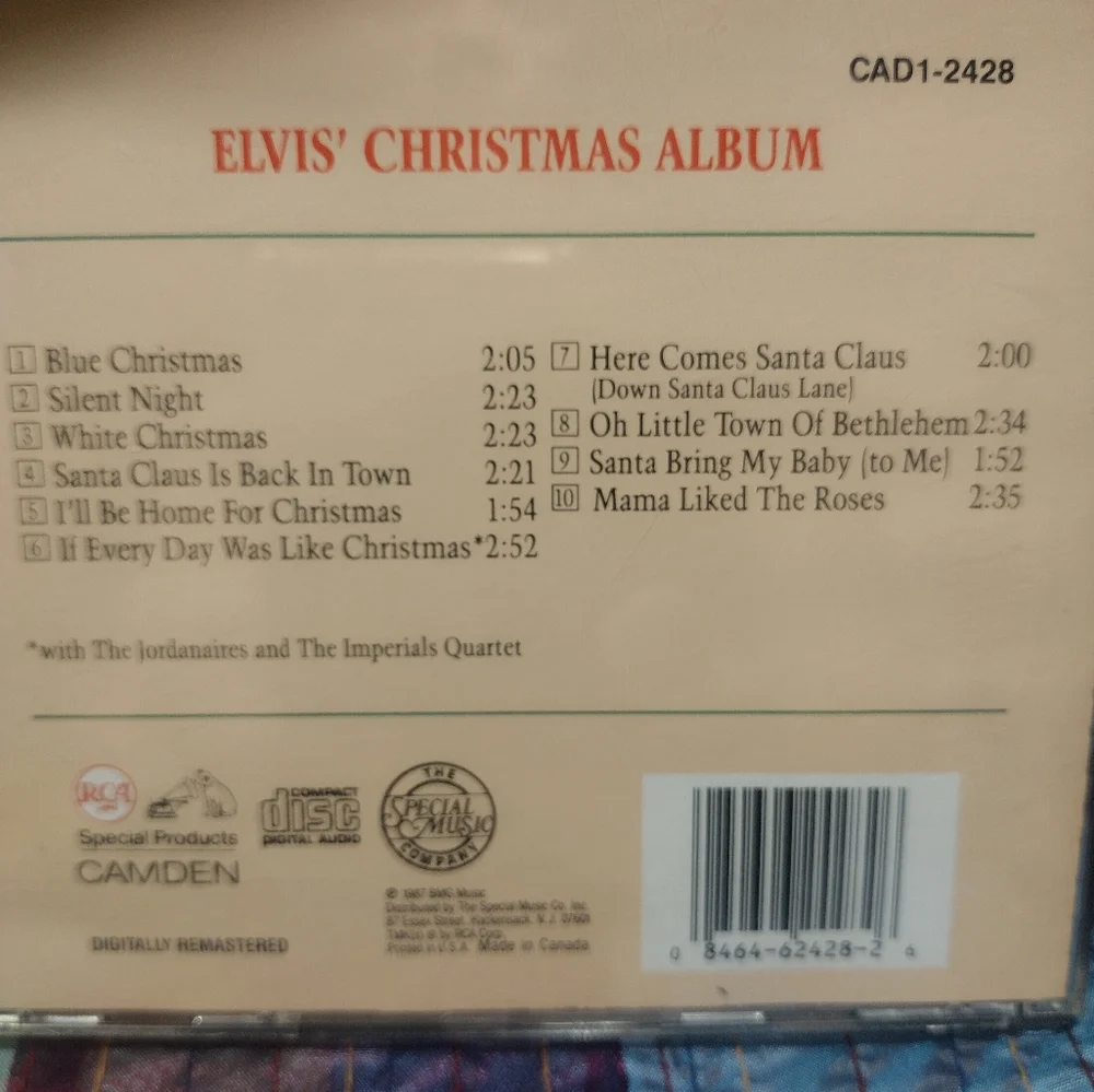 ⭐ BOGO ⭐ Elvis's Christmas Album CD - Picture 2 of 3